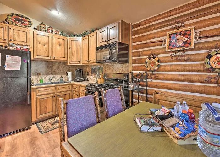 Holiday home Family & Dog Friendly: Rustic Lakeside