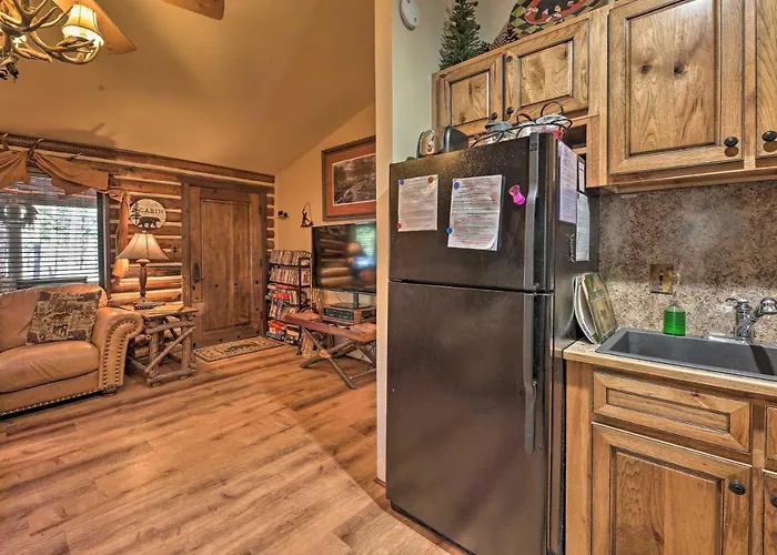 Holiday home Family & Dog Friendly: Rustic Lakeside