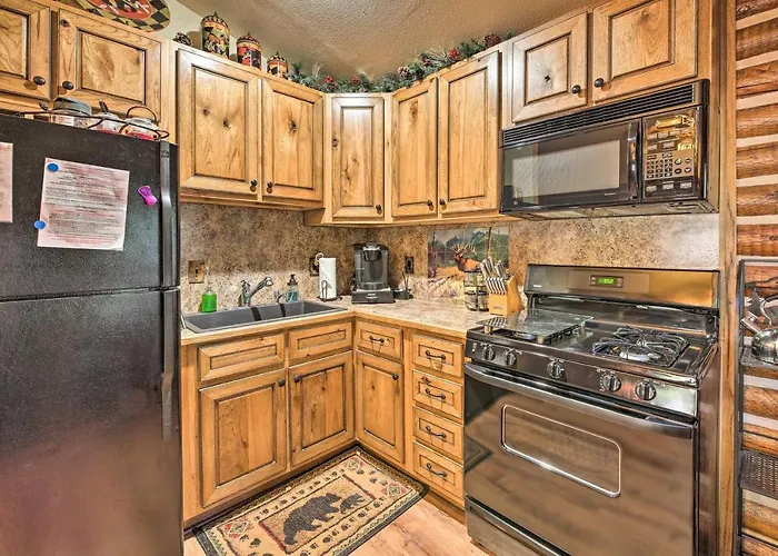 Holiday home Family & Dog Friendly: Rustic Lakeside