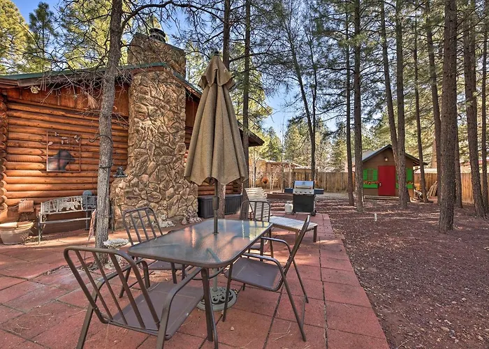 Family & Dog Friendly: Rustic Lakeside Holiday home Pinetop-Lakeside