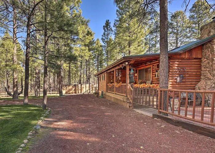 Family & Dog Friendly: Rustic Lakeside * Pinetop-Lakeside